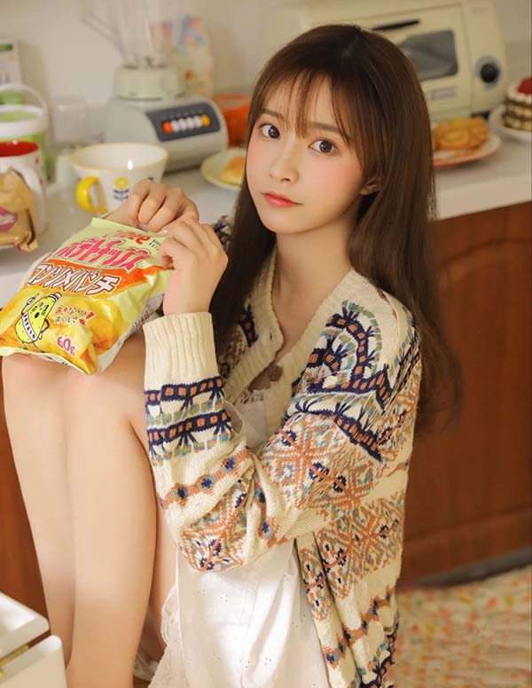 温哥华伴游模特